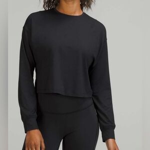 Lululemon Black long sleeve crop top